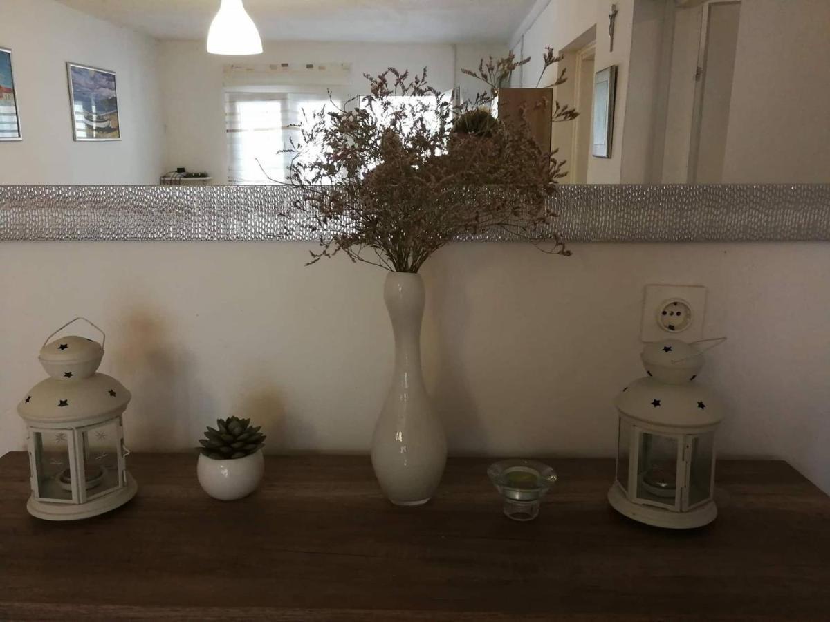 Apartman Mira II Vir Extérieur photo